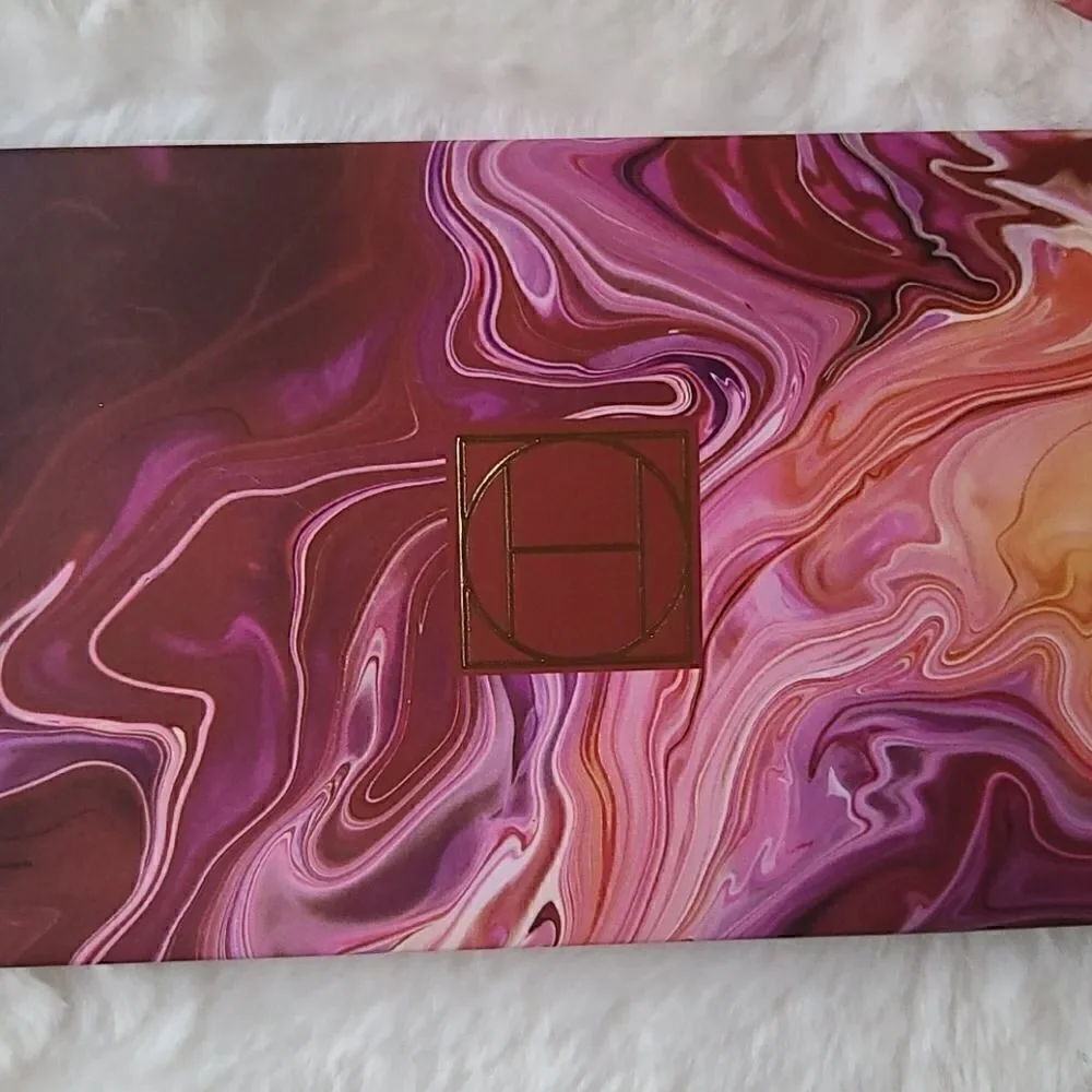 Hipdot Zion Eyeshadow Palette- NIB